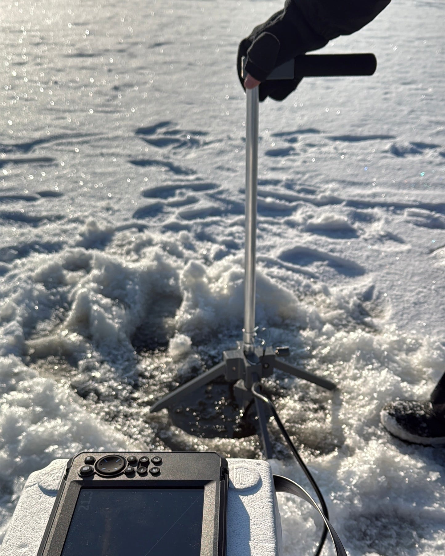 Winter Fishing Live Sonar Rotator (Full Kit With Aluminum Pole)